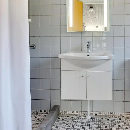 Сasa de vacaciones Elisabeth - 400m From The Sea In Bornholm By Interhome *